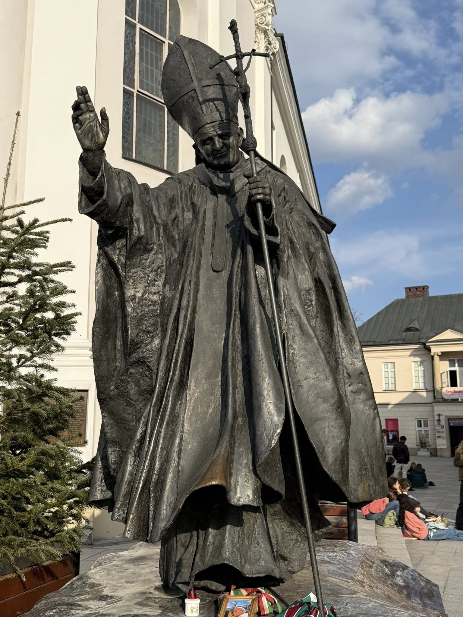 6° giorno: CRACOVIA – AUSCHWITZ - BIRKENAU – WADOWICE - CRACOVIA 