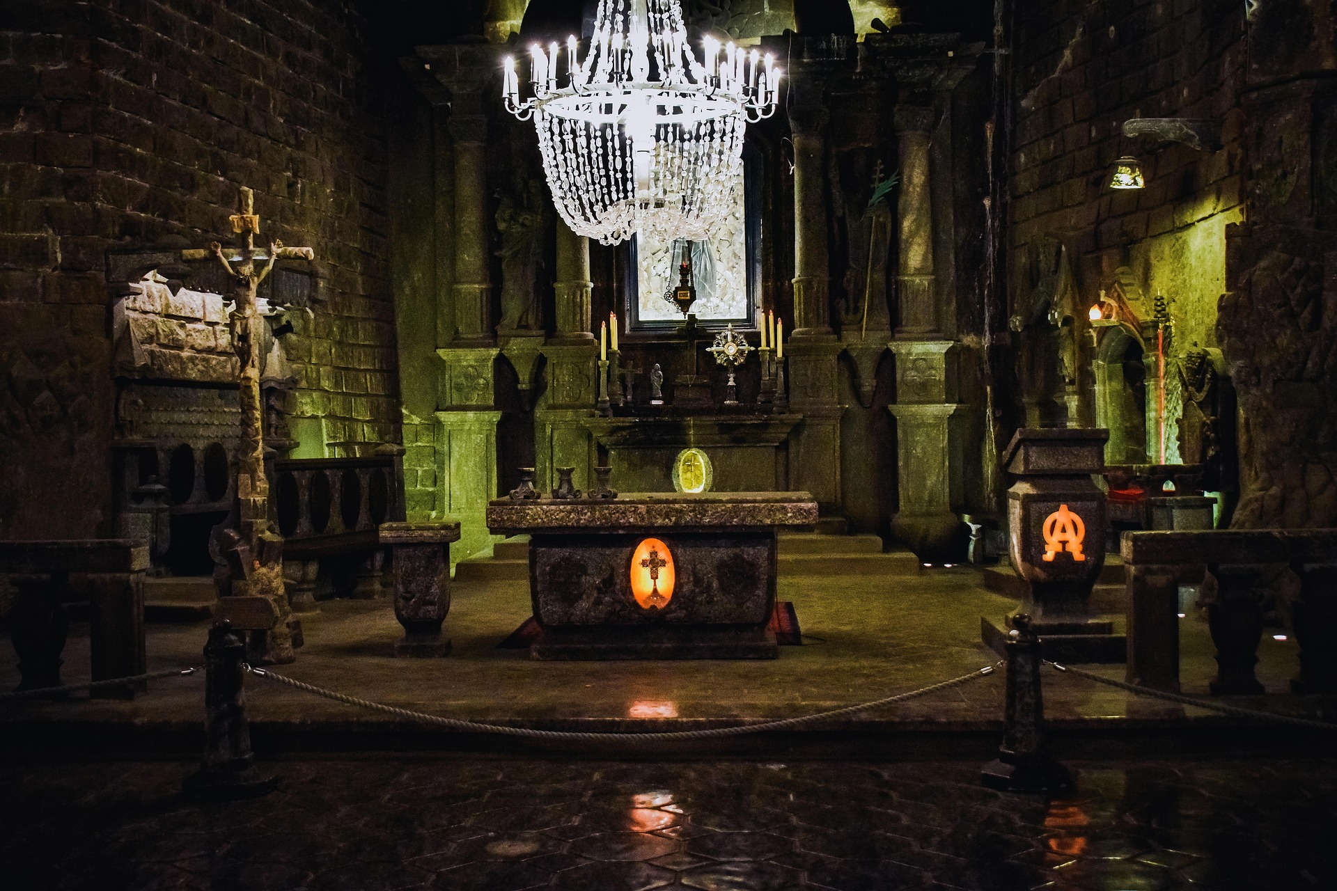 4° giorno: VARSAVIA – CZESTOCHOWA - WIELICZKA - CRACOVIA  