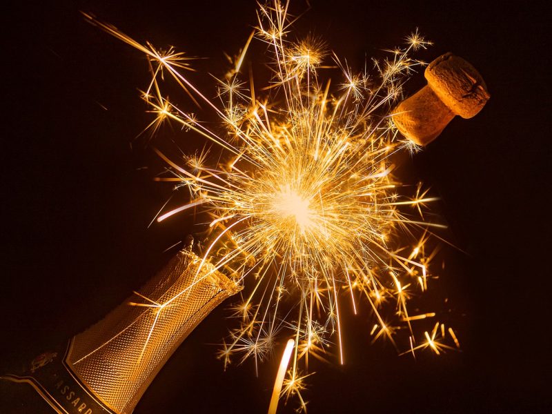 CAPODANNO A NAPOLI COSTIERA AMALFITANA, LUCI D’ARTISTA A SALERNO LA REGGIA DI CASERTA DAL 29 DICEMBRE 2026 AL 02 GENNAIO 2027